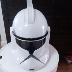 White VR Helmet